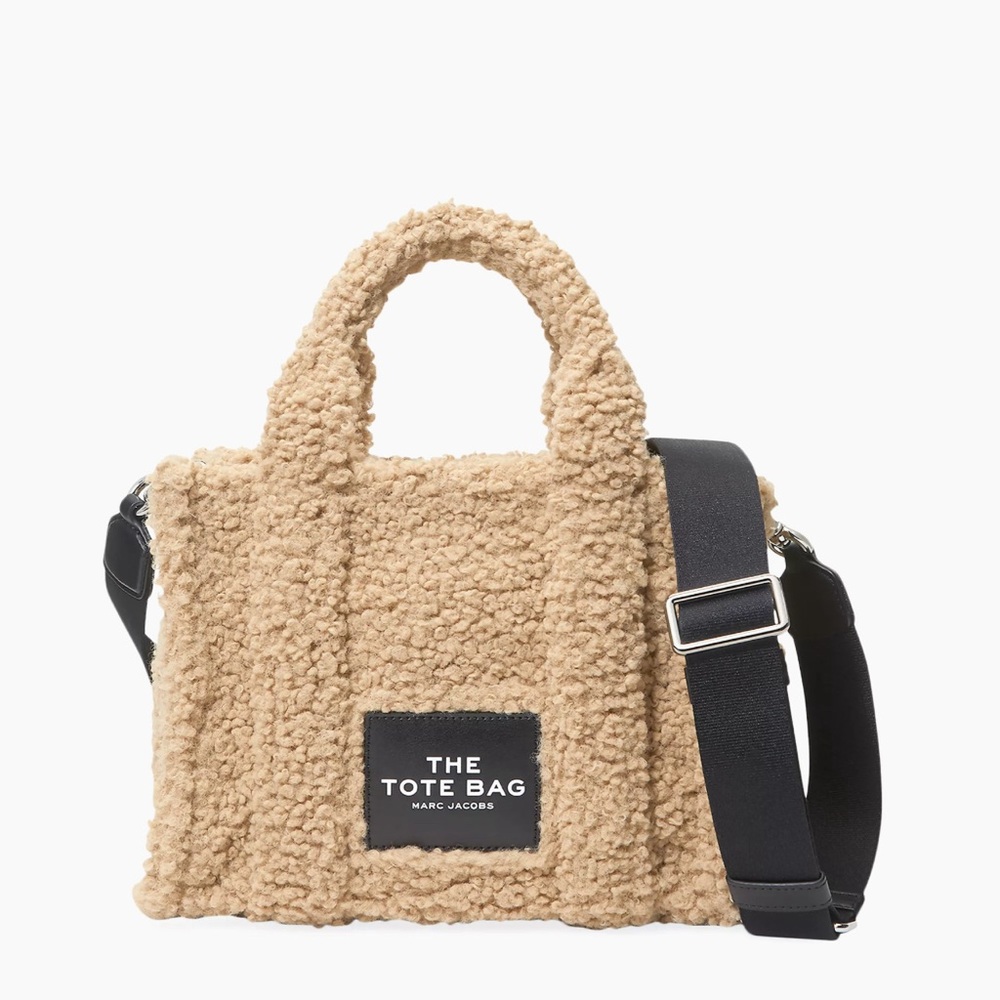 Marc Jacobs
The Teddy Small Tote